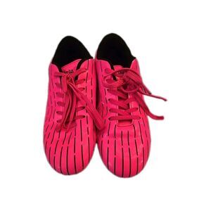 BomKinta Girl’s Pink Soccer Cleats Size 37 EU US 6.5 Lace Up And Ready To Go